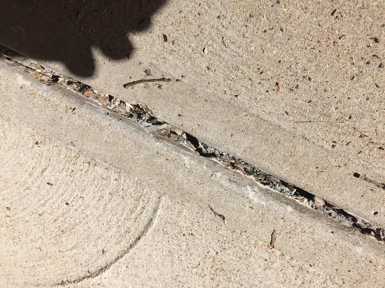 st. louis who garage floor slab crack repair